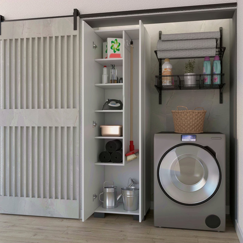 Armoire à balais avec tablettes de rangement
