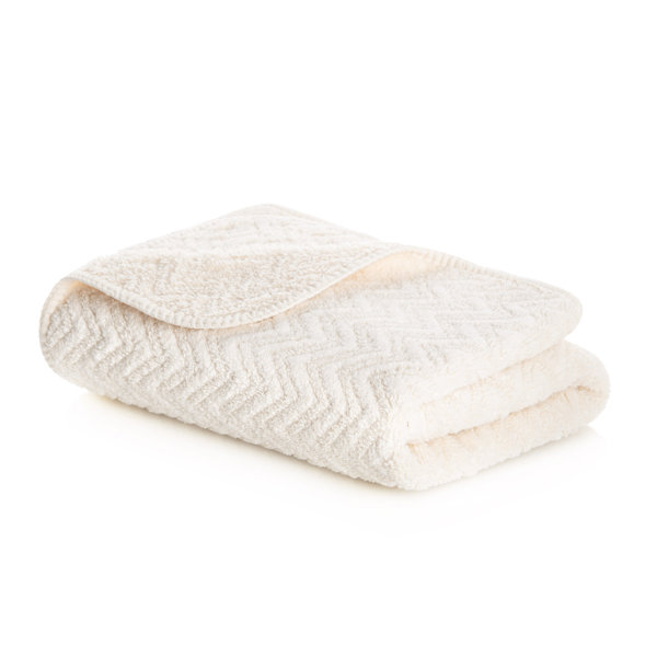 https://assets.wfcdn.com/im/13224559/resize-h600-w600%5Ecompr-r85/2198/219843784/Hamilton+100%25+Cotton+Bath+Towel.jpg