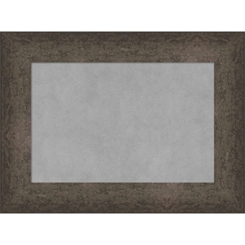 Tableau magnétique encadré bronze tacheté clair, H 17 po x l 23 po