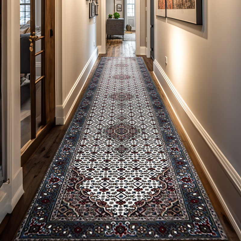 Wool Oriental Area Rug in Ivory, Runner 2'6" x 6'