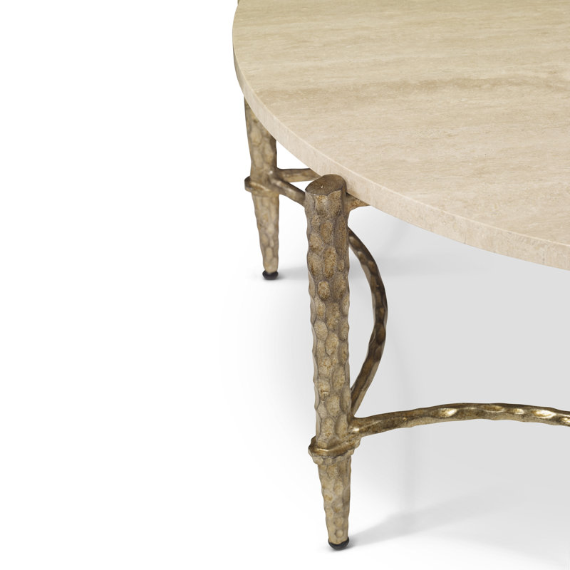 Table basse ciselée