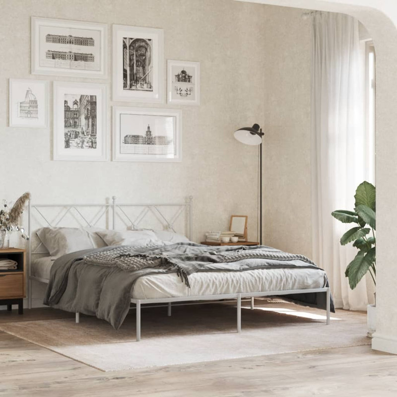 Base de lit en métal avec tête de lit et pied de lit Winston Porter, Blanc, 73,6 po x 81,5 po