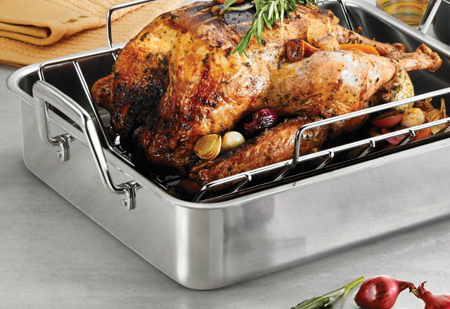 Our Favorite Turkey Roasting Pans