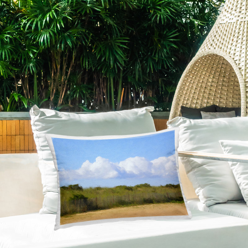 Coussin d'extérieur imprimé Coastal Countryside View par GraffiTee Studios