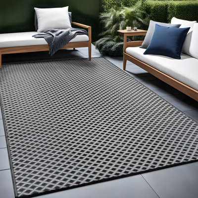 Diamond Outdoor Rug