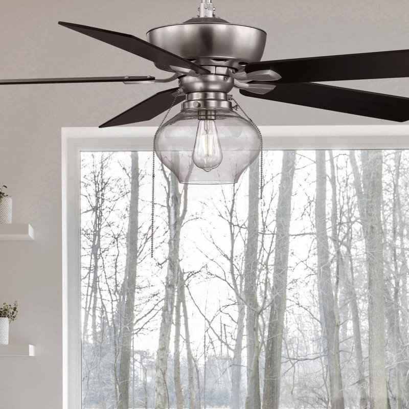 Ventilateur de plafond standard à 5 pales de 52 po avec chaîne de traction et ensemble d'éclairage Donovan Inola