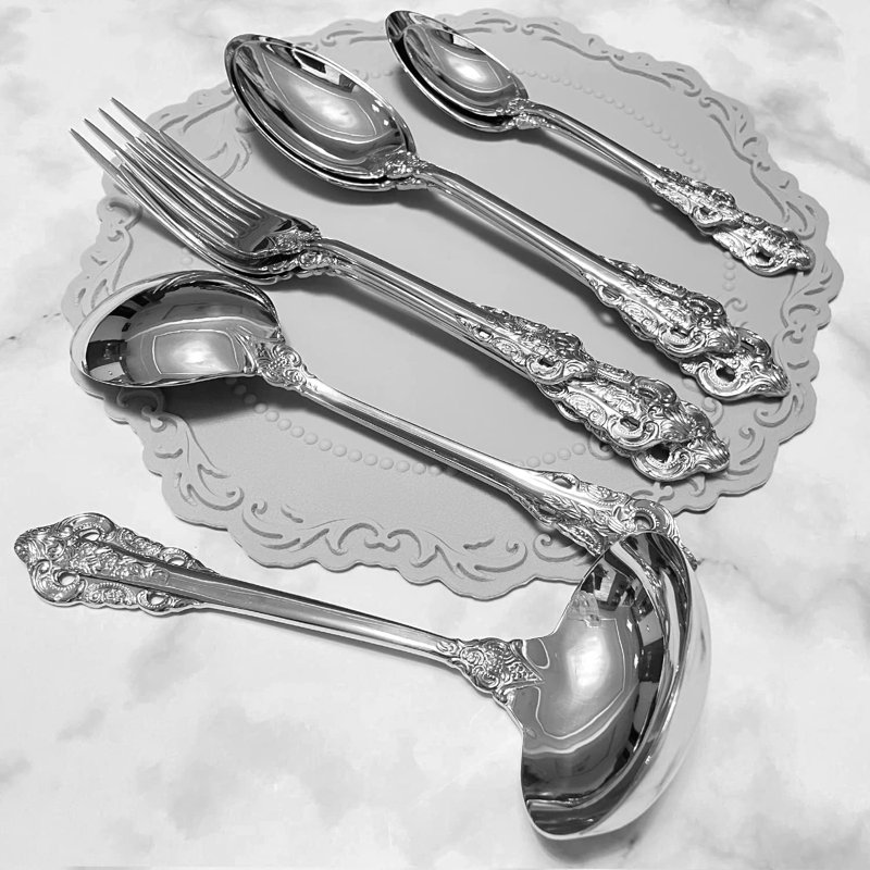 Ensemble de 4 cuillères à crème glacée en acier inoxydable au design turc élégant pour les desserts, le café, le thé, le yogourt et la soupe
