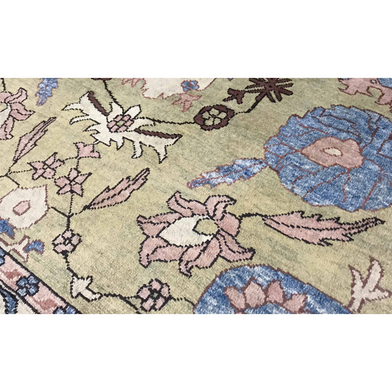 Hand-Knotted High-Quality Light Green Area Rug