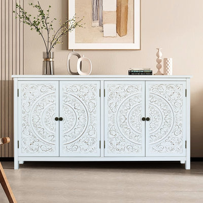 Buffet d'appoint blanc de 152 cm (60 po) à 4 portes, style rustique, idéal pour la décoration de la salle à manger, style américain, en sapin et bois massif. Intérieur compartimenté et modulable. Finition peinte.