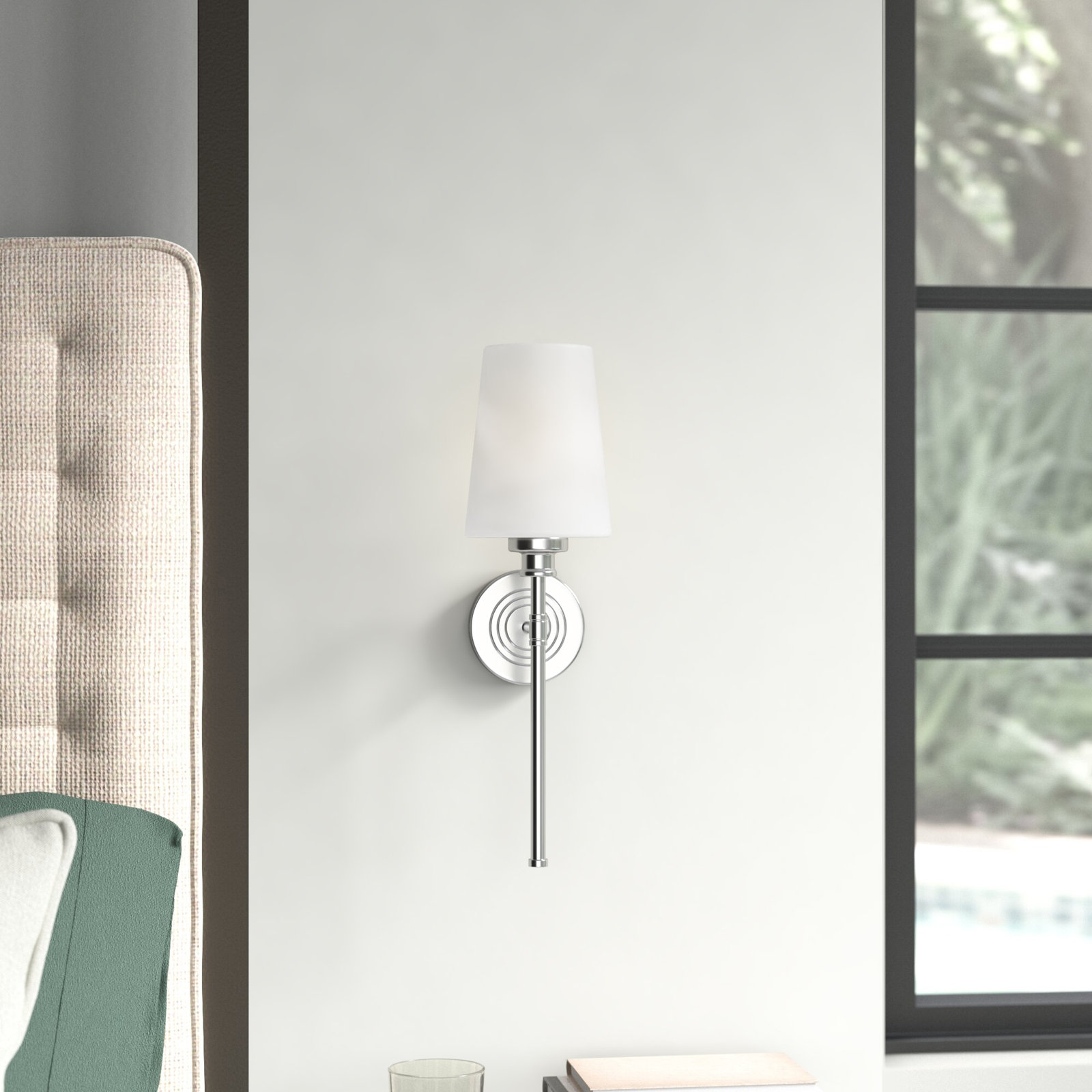 Leo Single Light Glass Dimmable Wallchiere