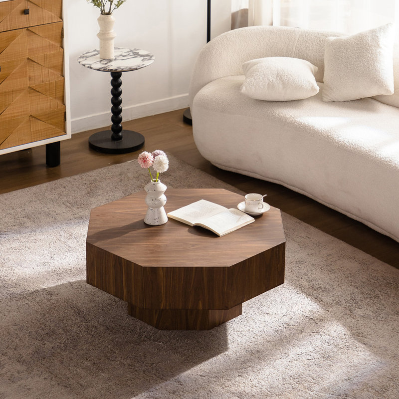 Table basse de forme octogonale