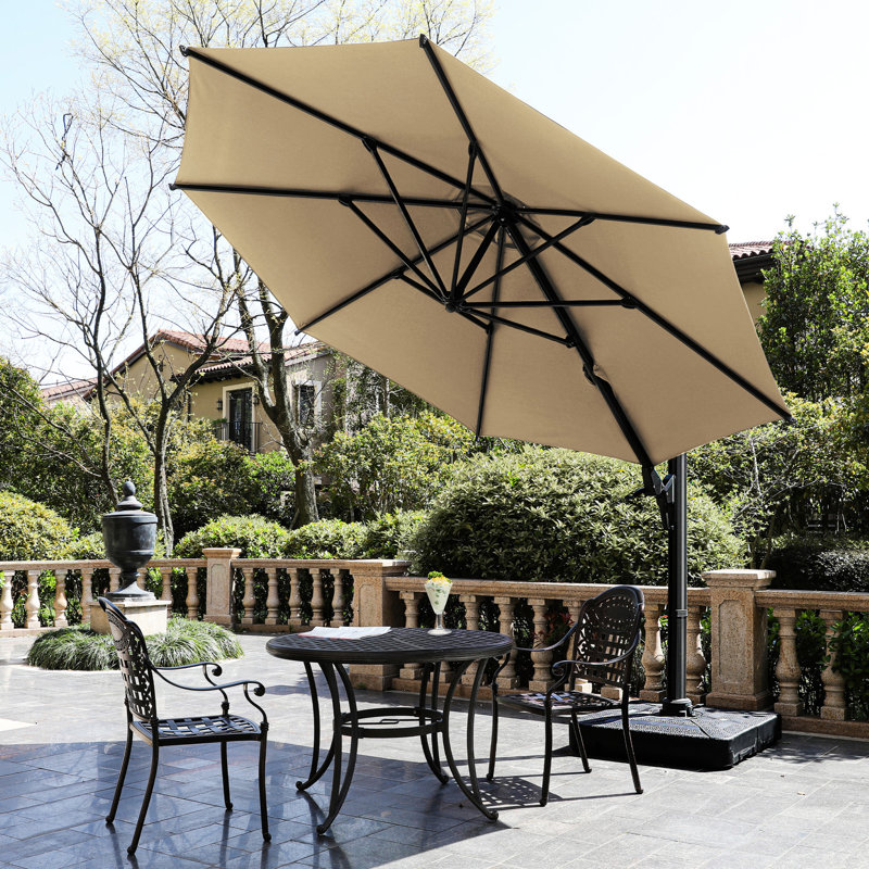 Parasol de patio décalé kaki 10 pi. Rotation à 360 ° et inclinaison. Protection contre la rouille - Parasol en porte-à-faux en tissu - Rotation inclinable indubitable, extérieur carré avec poteau en aluminium kaki. Fabrication pour