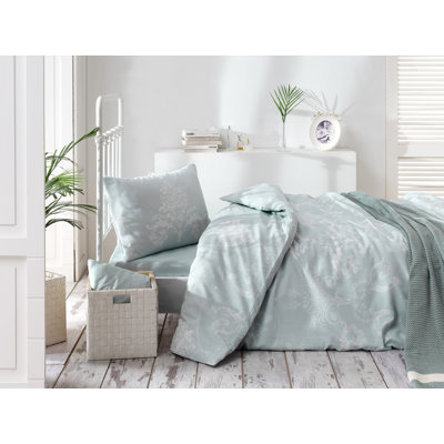 Crabtree Floral Duvet Cover Set with Pillowcases