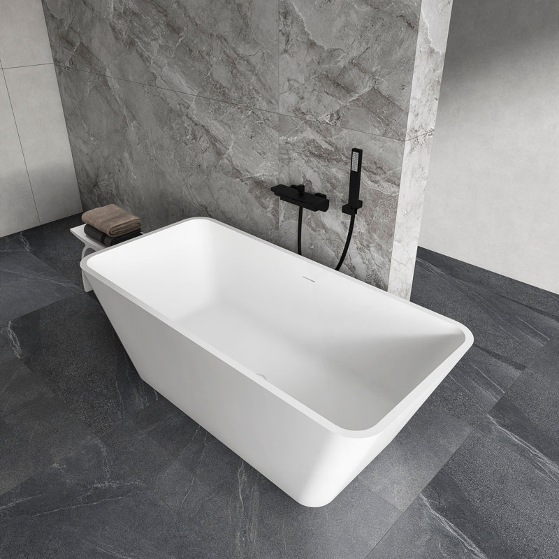 Baignoire de trempage autoportante à surface solide de 67 pouces pour salle de bain
