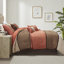 Ensemble d'édredon 7 pièces en faux suède Coral Queen-121790562