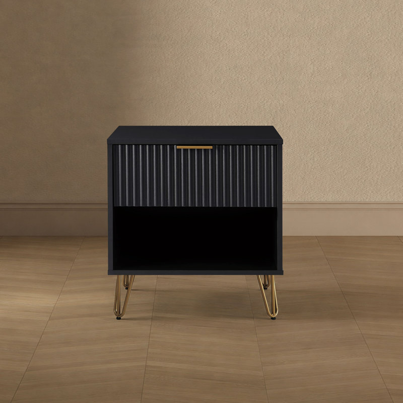 Dumbo 20" W Modern 1-Drawer Fluted Nightstand in Black, Black