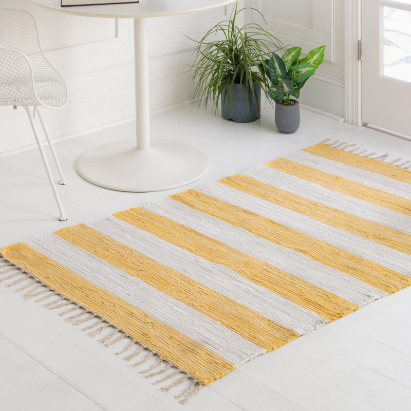 Tapis rectangulaire rayé en coton noué à la main jaune / blanc Abishanth, Rectangle 7 pi 10 po x 10 pi