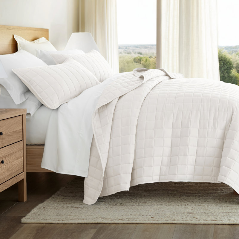 Becky Cameron Square Quilt Set, King/Cal. King Coverlet + 2 King Shams, Ivory