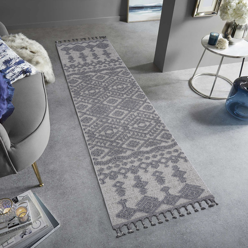 Indoor/Outdoor 2X8 Area Rug - White/Gray, Stain-, Non-Shedding, & Pet-, Long Lasting, Medium Pile Traditional In White/Gray Stain ,