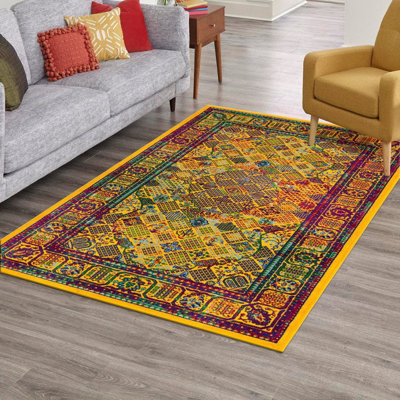 Erkand Oriental Indoor Rug, Rectangle 2' x 3'1"