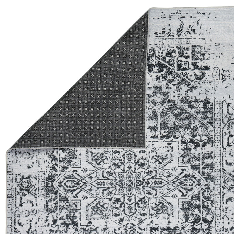 Washable Oriental Indoor Rug, Runner 2'8" x 8'