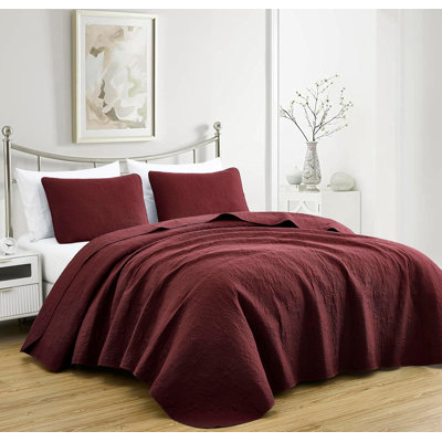 Luca 3-Piece Lightweight Microfiber Oversized Bedspread Set