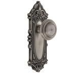 Grandeur Grande Victorian Plate Passage with Circulaire Door Knob