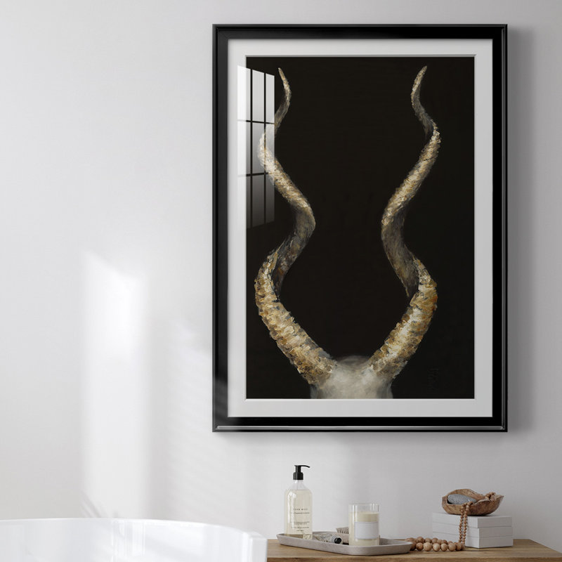 «Spiral Antelope Horns», reproduction encadrée de qualité supérieure - prête à être accrochée, Noir