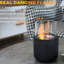 Mini foyer de table en éthanol en béton, gris foncé. Couvercle installé. Brûle l'alcool liquide et solide. Coffre-fort, chauffe 195 pieds carrés Pi. Zone. L 4,76 po x l 7,5 po H 1,5 / 2,5H - gris avec couvercle Et