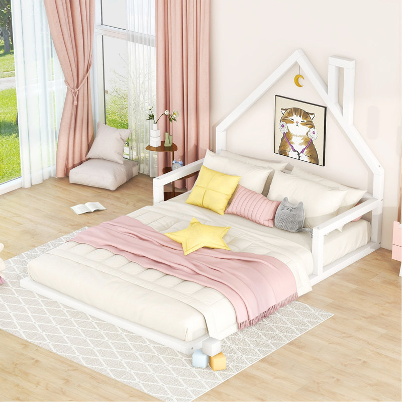 Lit double en bois avec tête de lit en forme de maison, blanc