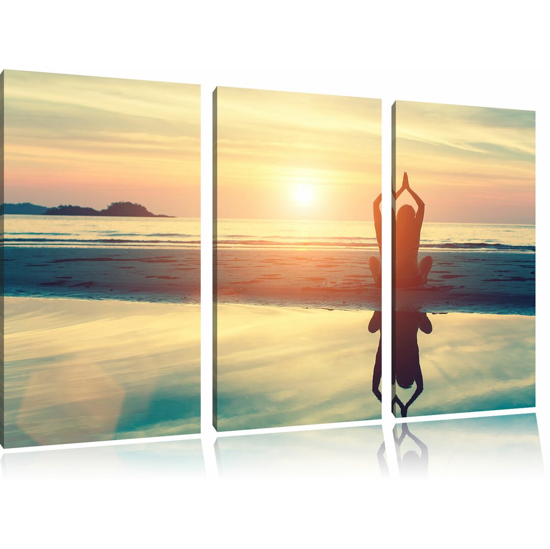 3-tlg. Leinwandbilder-Set Frau in einer Yogapose am Strand, Fotodruck