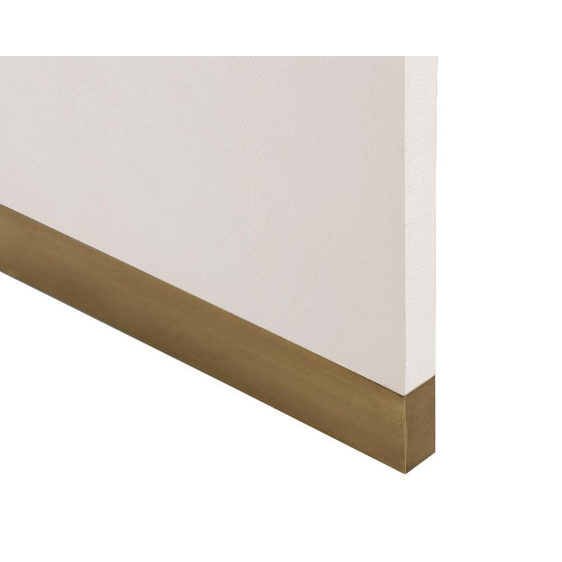 Ilona Desk
