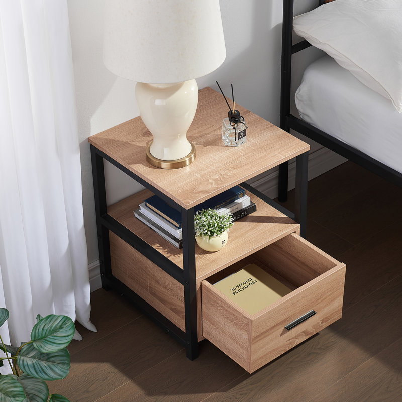 Kempst 15.7'' W Nightstand, Oak