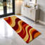 Tapis de couloir de cuisine moderne et abstrait, motif de vagues rétro rouge-orange et jaune, long tapis antidérapant pour la cuisine, le couloir, la salle de lavage et le vestibule