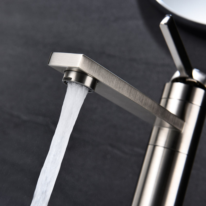 Robinet en acier inoxydable pour la salle de bain - Nickel brossé, poignée simple, fonction de nettoyage facile, lavabo au design attrayant en nickel à sortie d'eau douce, forme élégante
