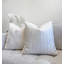 Housse de coussin en velours rayé-114828942-114828943