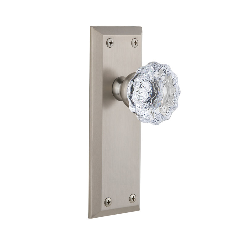 Poignée de porte en cristal Grand Fontaine Fifth Avenue avec bouton Fontainebleau, 2-3/8 po, Nickel satiné