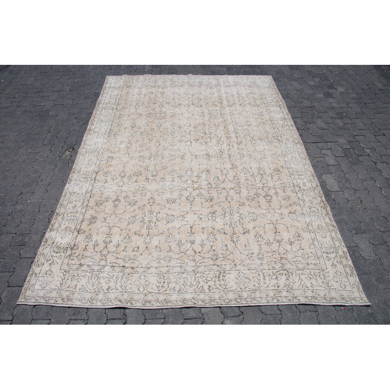 Tapis Oushak rétro vintage avec motif floral élégant pour un élégant décor de salon antique