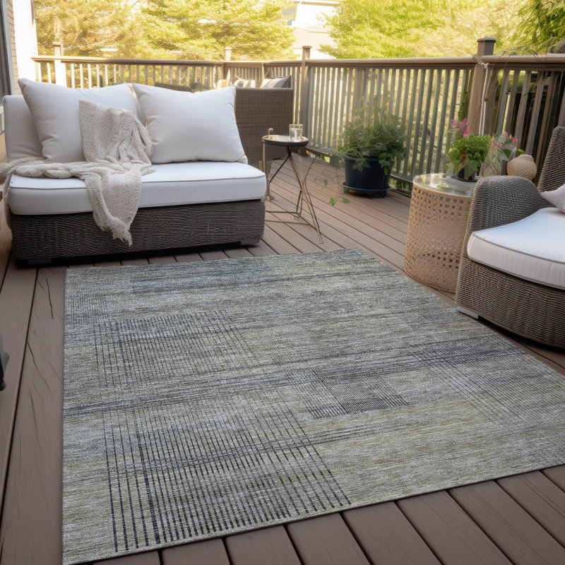 Tapis intérieur / extérieur en polyester tissé à la machine Malchow, Rectangle 2 pi 6 po x 3 pi 10 po