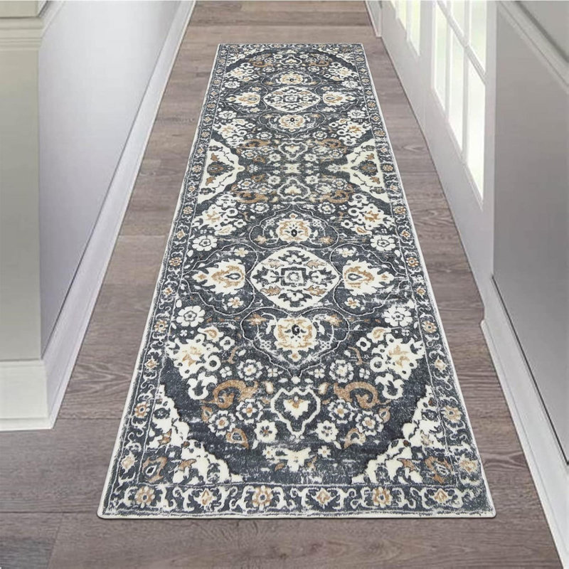 Maegon Oriental Indoor Rug