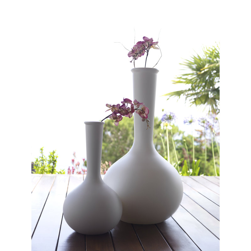 Chemistubes Indoor / Outdoor Resin Floor Vase, 25.5" H x 14.25" W x 14.25" D, White