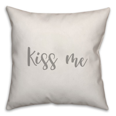  Coussin Kiss Me