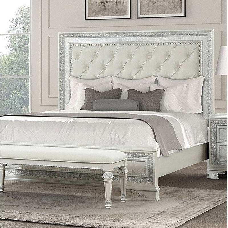 Sahnke Upholstered Bed