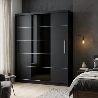 Laminate Wardrobe