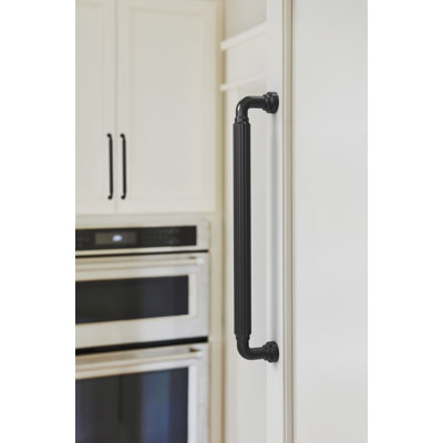 Cowrie Center-to-Center Cabinet Pull