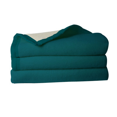 Laketia Blanket