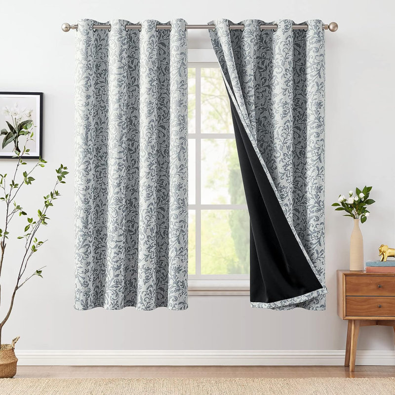 Paire de rideaux occultant à motif floral Ghaleb, L 50 po x L 63 po, Parchemin gris argenté
