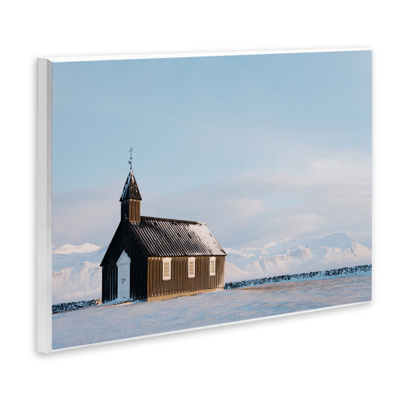 «Church on Vast Snowscape», plaque murale par Jade Sharp Photo, H 13 po x l 19 po