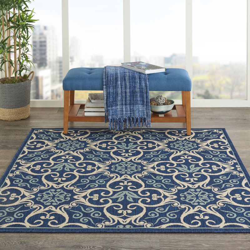 Tapis bleu marine traditionnel Janyce, Carré 5 pi 3 po