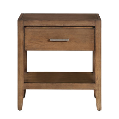 Armoire de chevet brune avec tiroir et tablette supérieure ouverte pour chambre à coucher avec meuble de style transitionnel et poignée en laiton antique